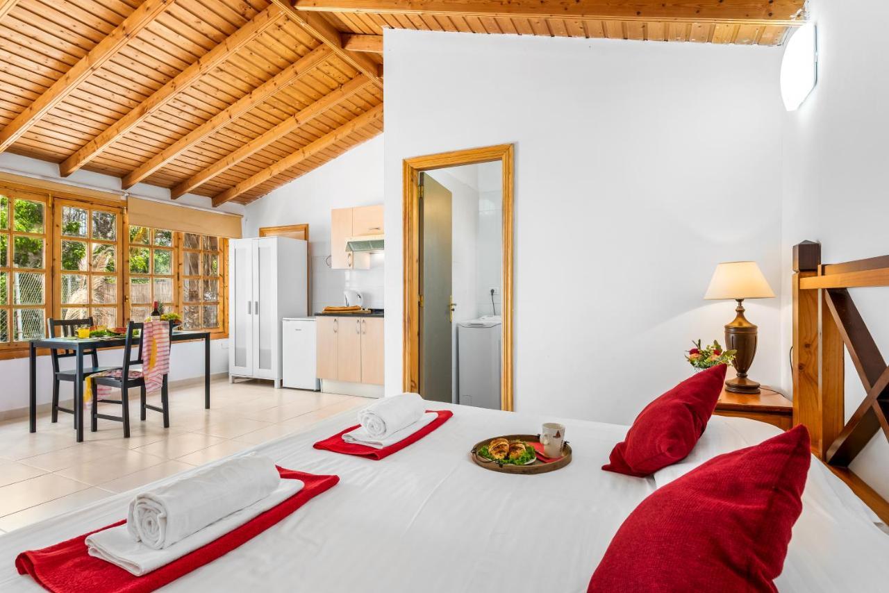 101 Bright, Pool View And Air Conditioning Apartman Playa de las Américas Kültér fotó